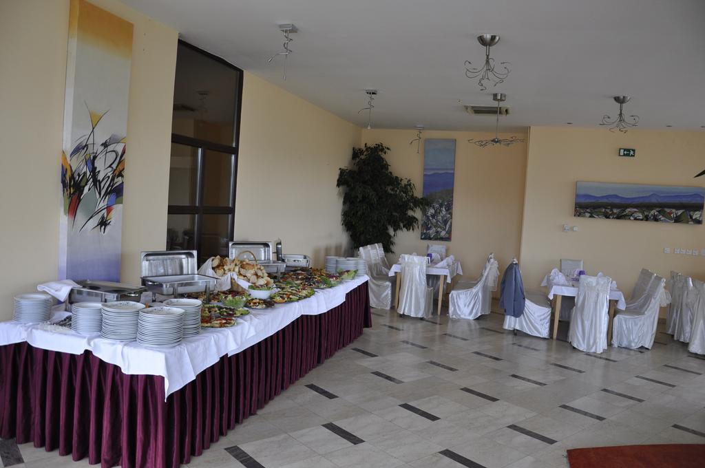 Hotel Piramida Sunca Visoko Exterior foto
