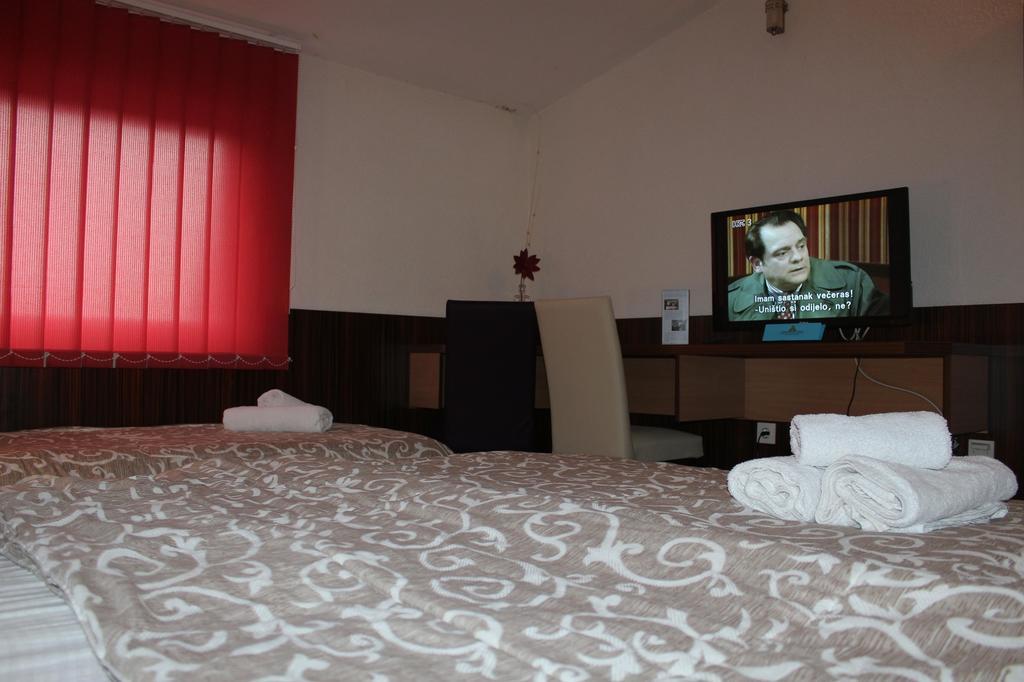 Hotel Piramida Sunca Visoko Exterior foto